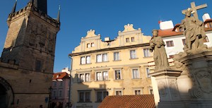 XREAL-Prodej-Praha-1-Mala-Strana-Hotel-U-tri-pstrosu-TIT